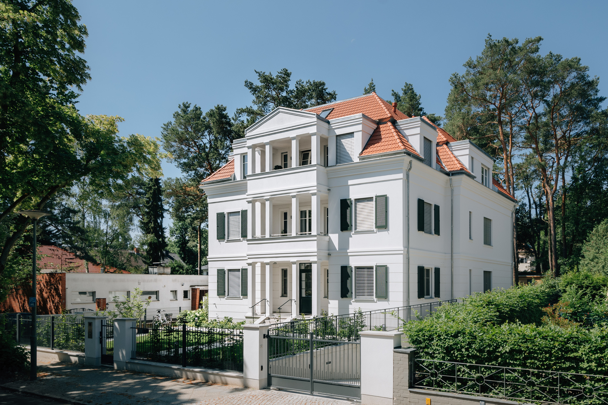 Neubau luxuriöser Eigentumswohnungen in BerlinZehlendorf D&CO PLAN