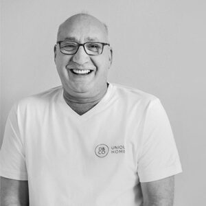 Porträtfoto von Michel Guerin, Facility Manager bei D&CO