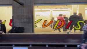Store-Front Potsdamer Straße 81